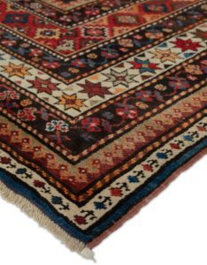 Antique carpets