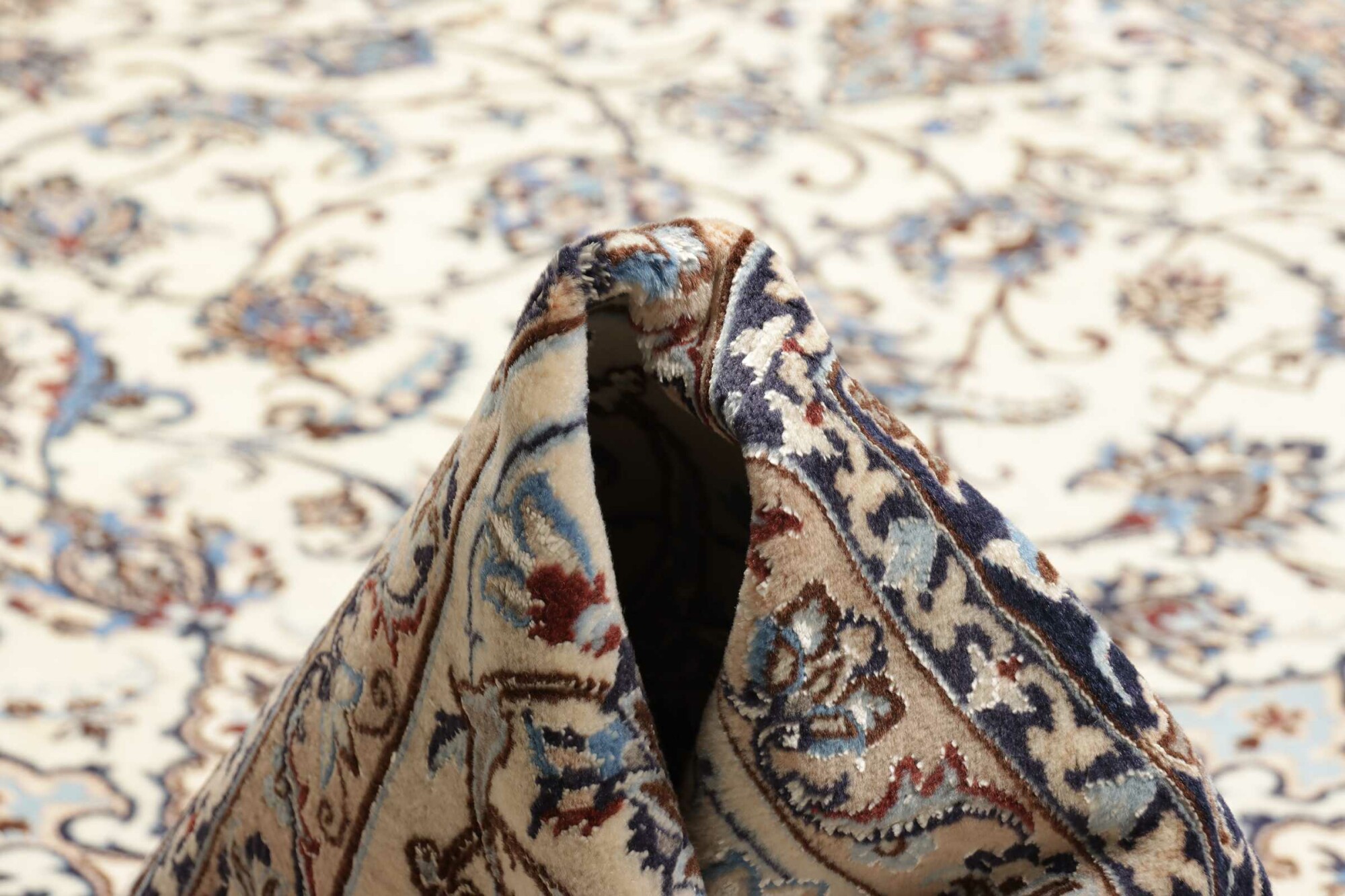 Tappeto NAIN 9 fili 360x260cm - Z408536 13 Tappeto NAIN 9 fili 360x260cm - Z408536 - immagine 11