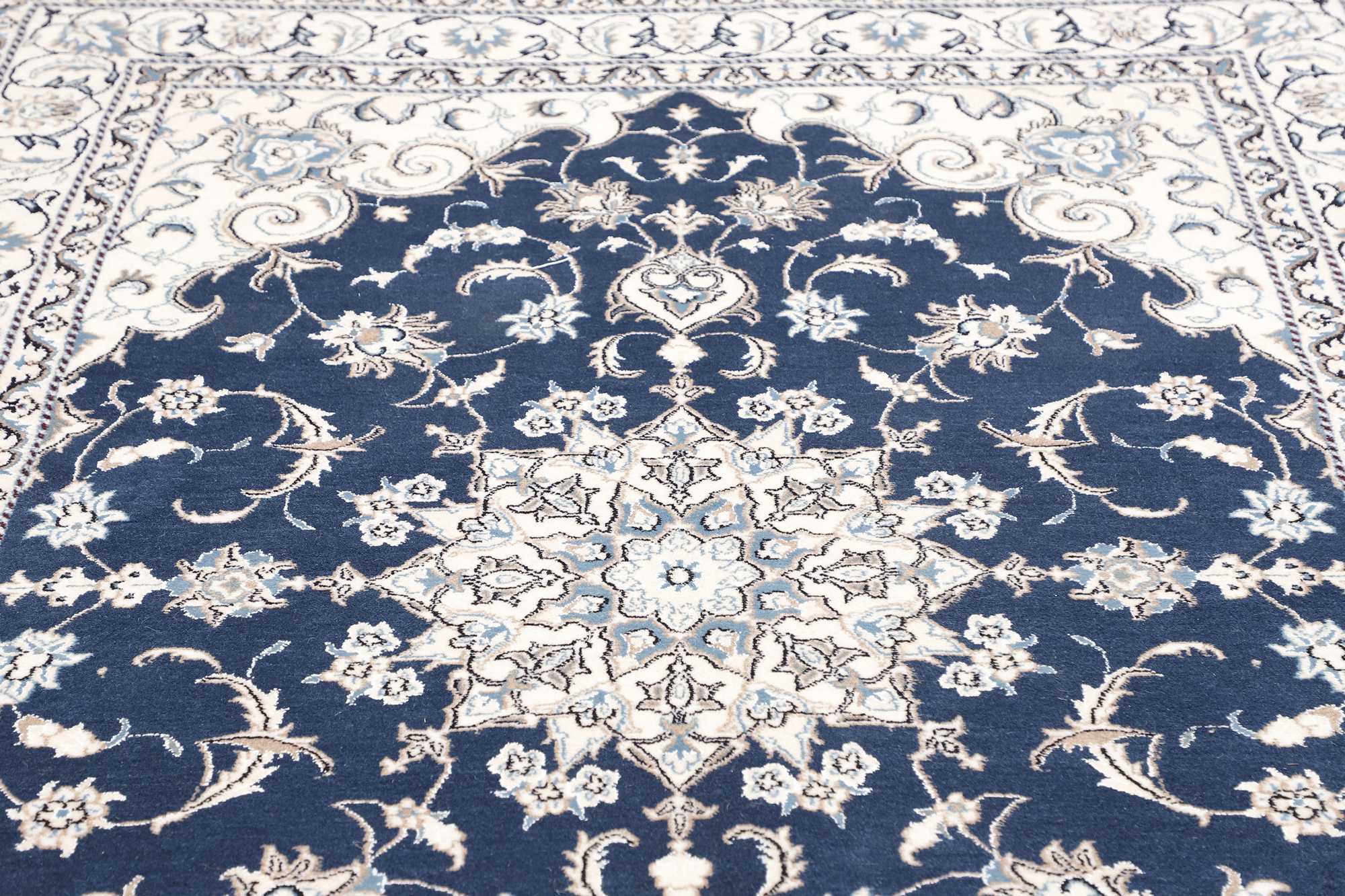 Tappeto NAIN KASHMAR 207x146cm - Z480901 10 Tappeto NAIN KASHMAR 207x146cm - Z480901 - immagine 8