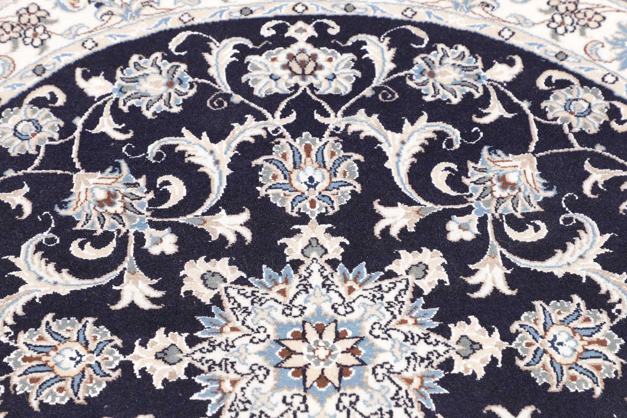 Tappeto NAIN KASHMAR 137x140cm - Z481182 8 Tappeto NAIN KASHMAR 137x140cm - Z481182 - immagine 6